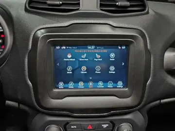 2021 Jeep Renegade с пробегом 25 980 км