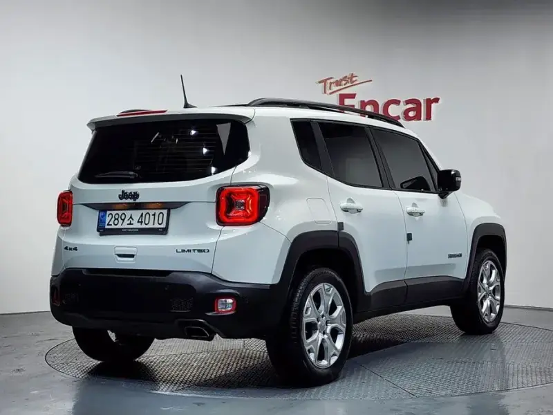 2021 Jeep Renegade с пробегом 13 873 км