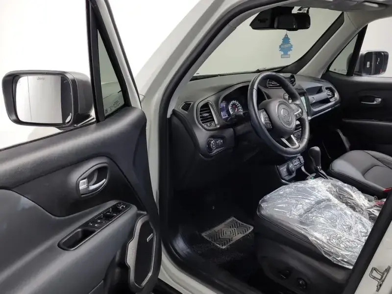 2021 Jeep Renegade с пробегом 13 873 км