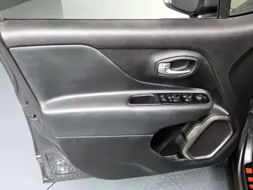 2020 Jeep Renegade с пробегом 70 230 км