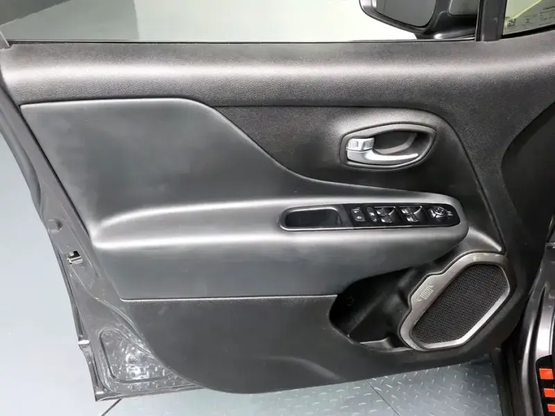 2020 Jeep Renegade с пробегом 70 230 км