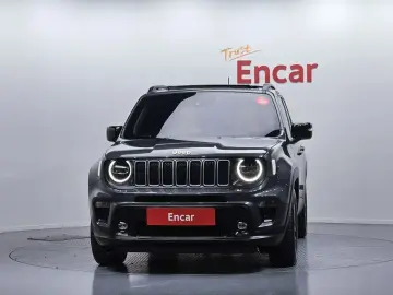 2023 Jeep Renegade с пробегом 15 137 км