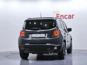 2023 Jeep Renegade с пробегом 15 137 км