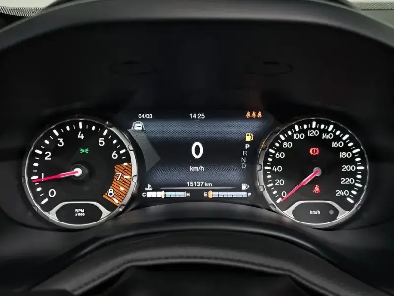 2023 Jeep Renegade с пробегом 15 137 км
