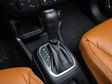 2023 Jeep Renegade с пробегом 15 137 км