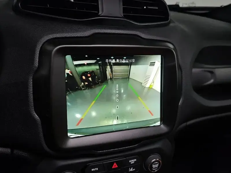 2023 Jeep Renegade с пробегом 15 137 км