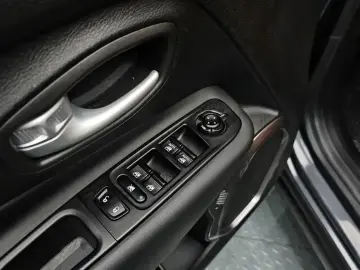 2023 Jeep Renegade с пробегом 15 137 км