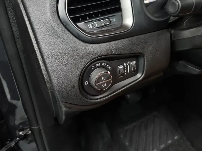 2023 Jeep Renegade с пробегом 15 137 км