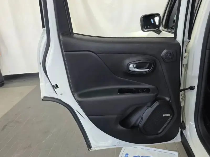 2021 Jeep Renegade с пробегом 67 369 км