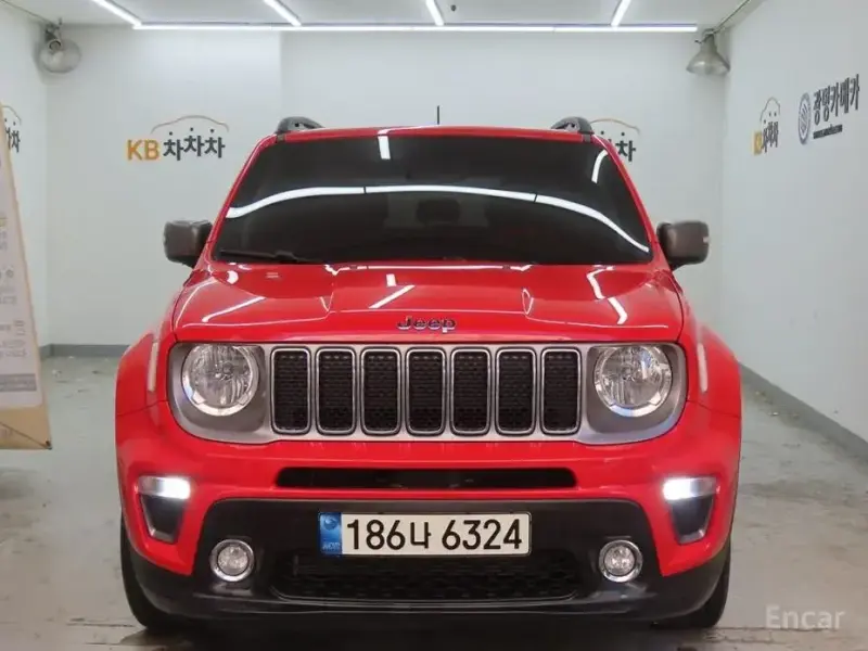 2021 Jeep Renegade с пробегом 15 000 км