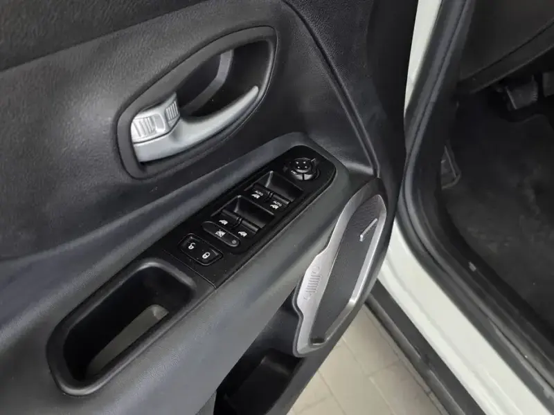 2021 Jeep Renegade с пробегом 67 369 км