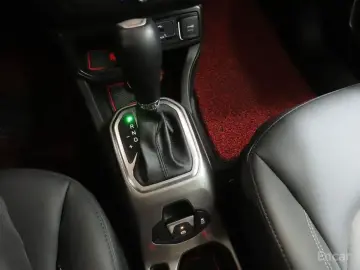 2021 Jeep Renegade с пробегом 15 000 км