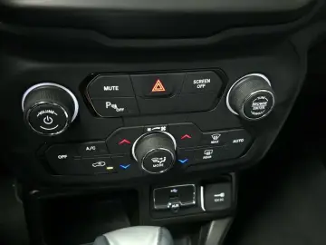 2021 Jeep Renegade с пробегом 34 605 км