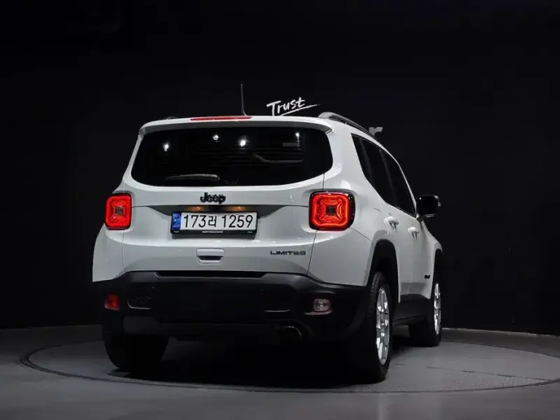 2021 Jeep Renegade с пробегом 47 720 км