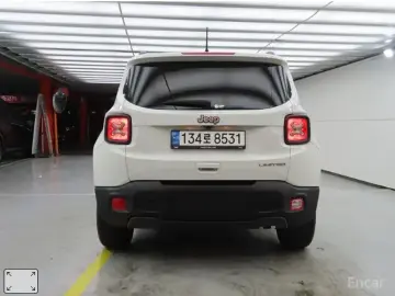 2022 Jeep Renegade с пробегом 13 058 км