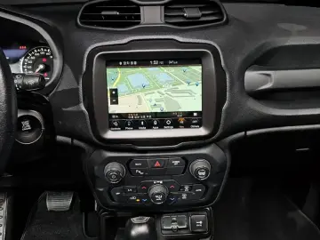2021 Jeep Renegade с пробегом 99 377 км