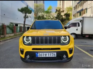 2023 Jeep Renegade с пробегом 28 353 км