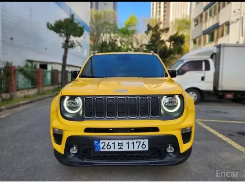2023 Jeep Renegade с пробегом 28 353 км