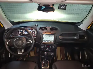 2023 Jeep Renegade с пробегом 28 353 км