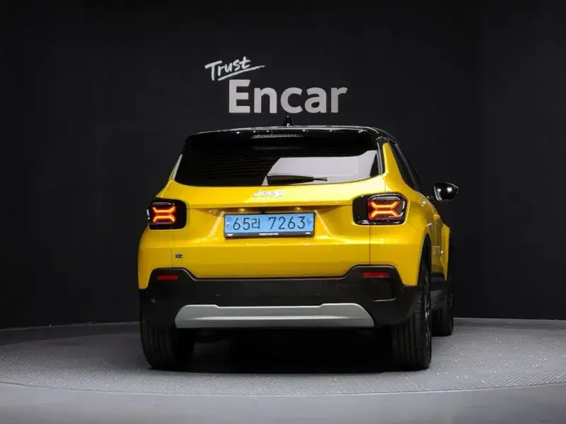 2024 Jeep Avenger с пробегом 9 803 км