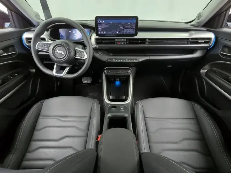 2024 Jeep Avenger с пробегом 9 803 км