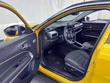 2024 Jeep Avenger с пробегом 9 803 км