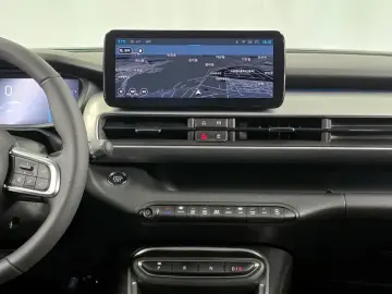 2024 Jeep Avenger с пробегом 9 803 км