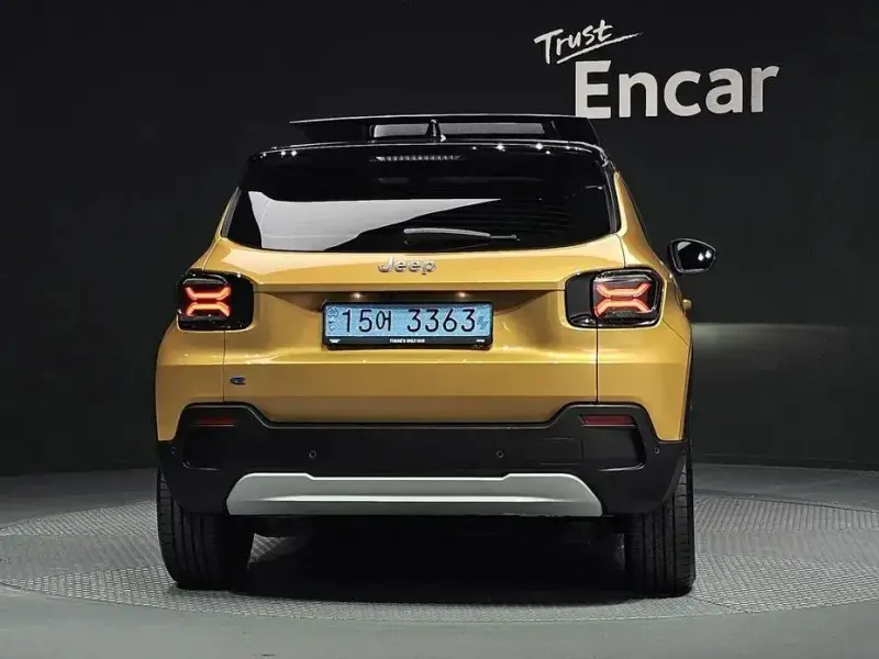 2024 Jeep Avenger с пробегом 15 100 км