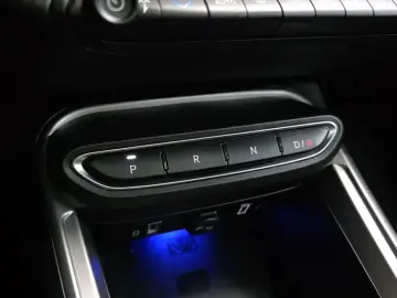 2024 Jeep Avenger с пробегом 9 498 км