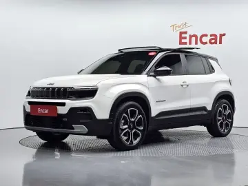 2024 Jeep Avenger с пробегом 4 645 км