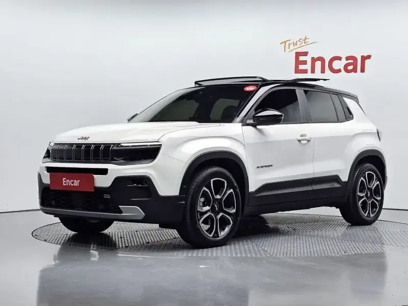 2024 Jeep Avenger с пробегом 4 645 км