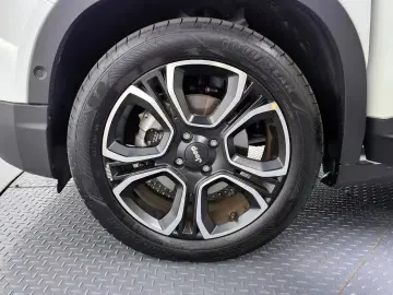2024 Jeep Avenger с пробегом 4 645 км