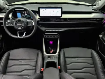 2024 Jeep Avenger с пробегом 4 645 км