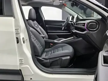 2024 Jeep Avenger с пробегом 4 645 км
