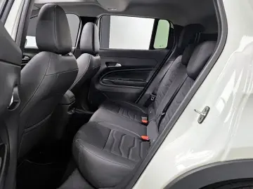 2024 Jeep Avenger с пробегом 4 645 км