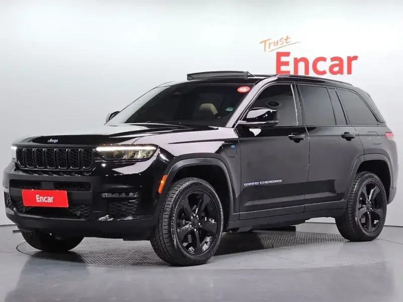 2023 Jeep Grand Cherokee с пробегом 16 750 км