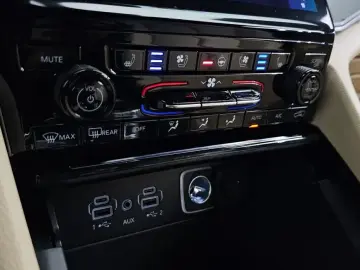 2023 Jeep Grand Cherokee с пробегом 16 750 км