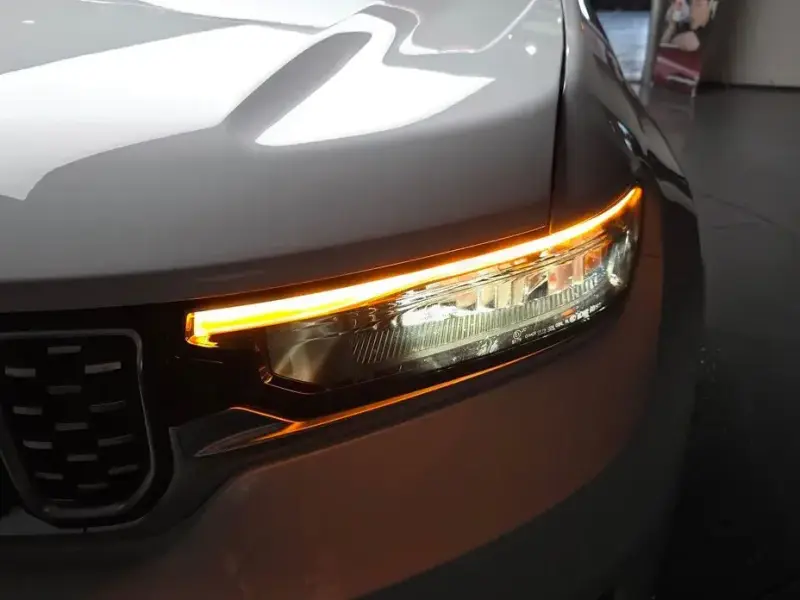 2023 Jeep Grand Cherokee с пробегом 16 303 км