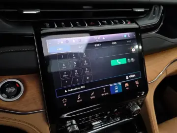 2023 Jeep Grand Cherokee с пробегом 16 303 км