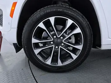 2021 Jeep Grand Cherokee с пробегом 34 844 км