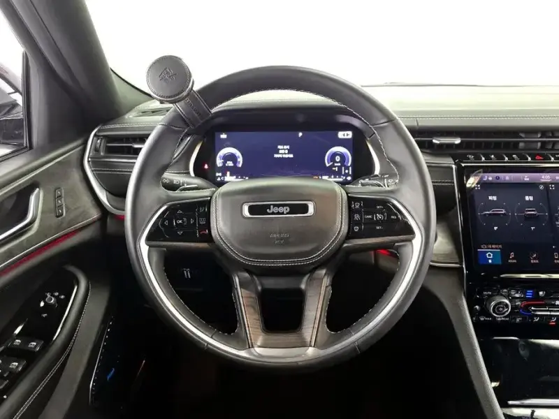 2021 Jeep Grand Cherokee с пробегом 34 844 км