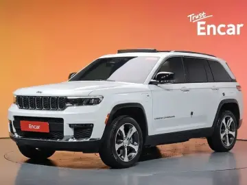 2023 Jeep Grand Cherokee с пробегом 15 707 км