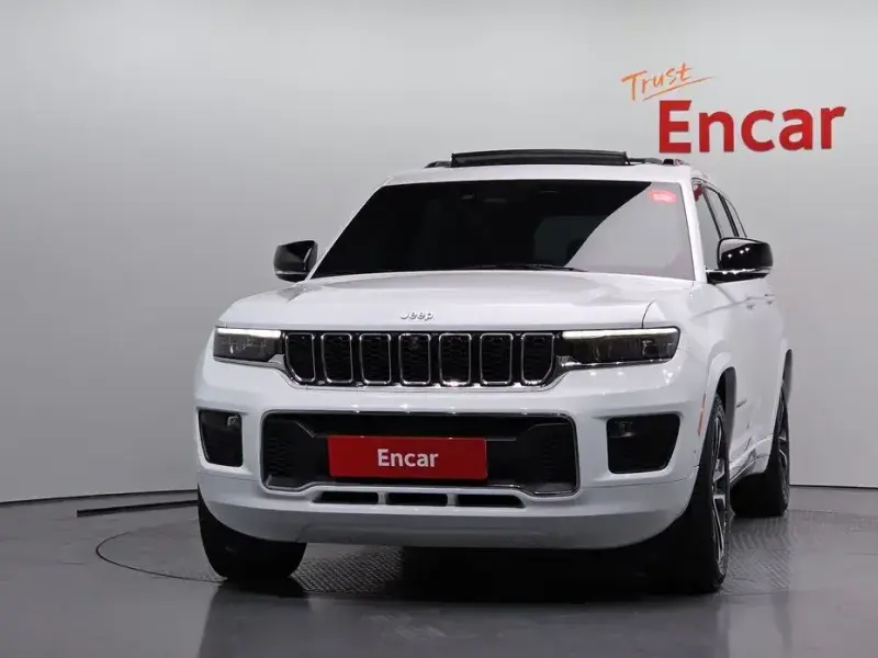 2021 Jeep Grand Cherokee с пробегом 67 630 км