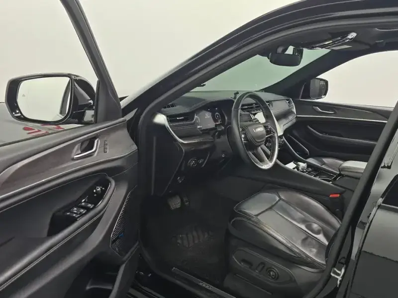 2021 Jeep Grand Cherokee с пробегом 67 387 км