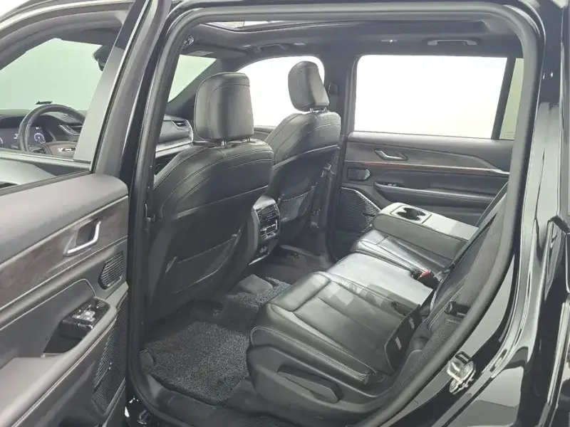 2021 Jeep Grand Cherokee с пробегом 67 387 км