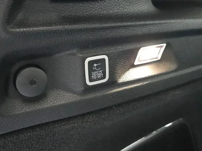 2021 Jeep Grand Cherokee с пробегом 67 387 км