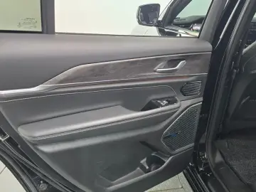 2021 Jeep Grand Cherokee с пробегом 67 387 км