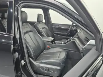 2021 Jeep Grand Cherokee с пробегом 67 387 км