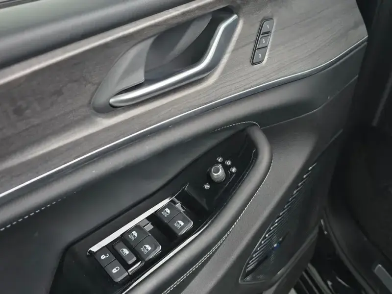 2021 Jeep Grand Cherokee с пробегом 67 387 км