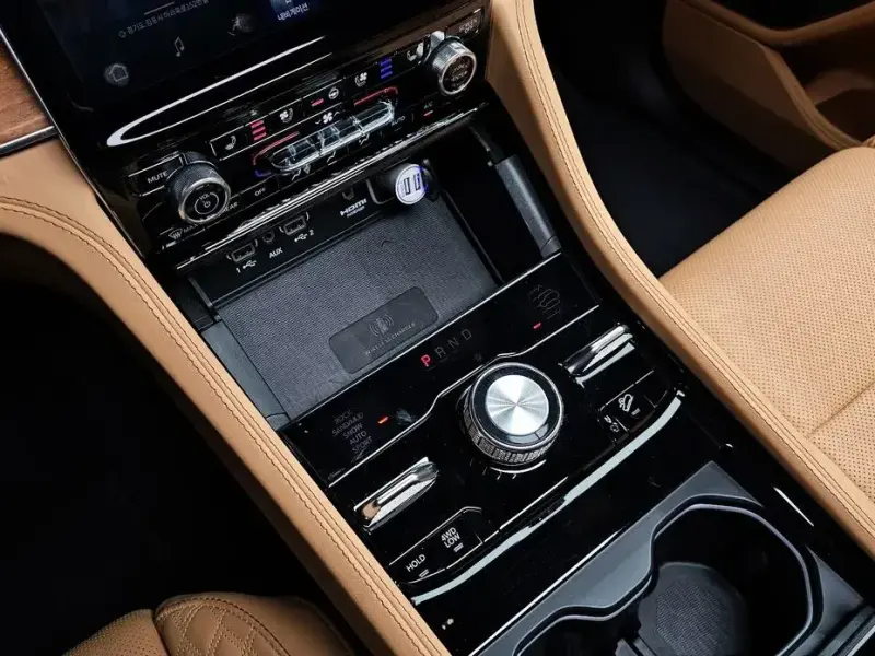 2023 Jeep Grand Cherokee с пробегом 12 843 км